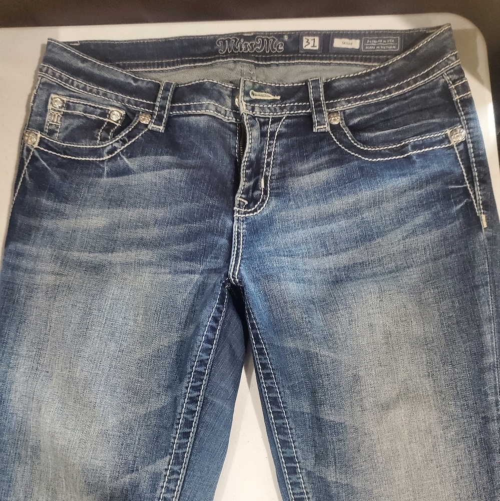 Miss Me skinny jeans size 31